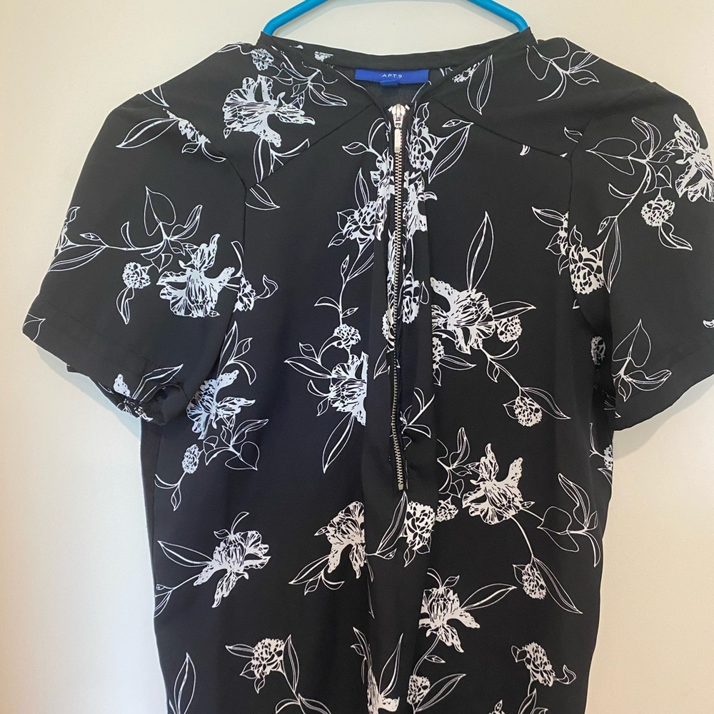 Black and white quarter zip dressy top